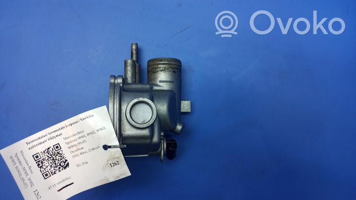 Mercedes-Benz Sprinter W901 W902 W903 W904 Thermostat / Thermostatgehäuse 308