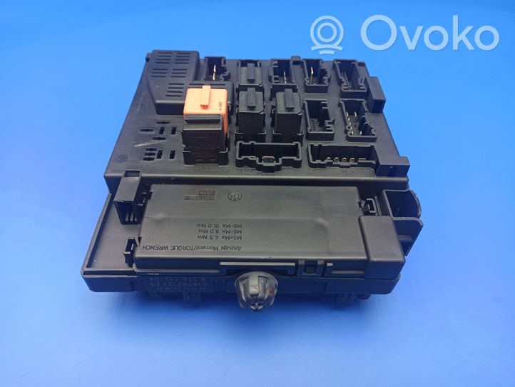 BMW Z4 E85 E86 Module de fusibles 6905228