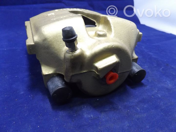 Saab 900 Caliper de freno delantero 52718