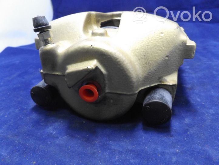 Saab 900 Caliper de freno delantero 52718