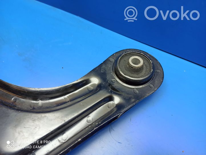 Ford Fiesta Braccio di controllo sospensione anteriore inferiore/braccio oscillante 7160504132