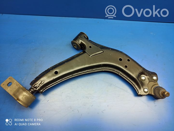 Citroen ZX Fourchette, bras de suspension inférieur avant 40160500004