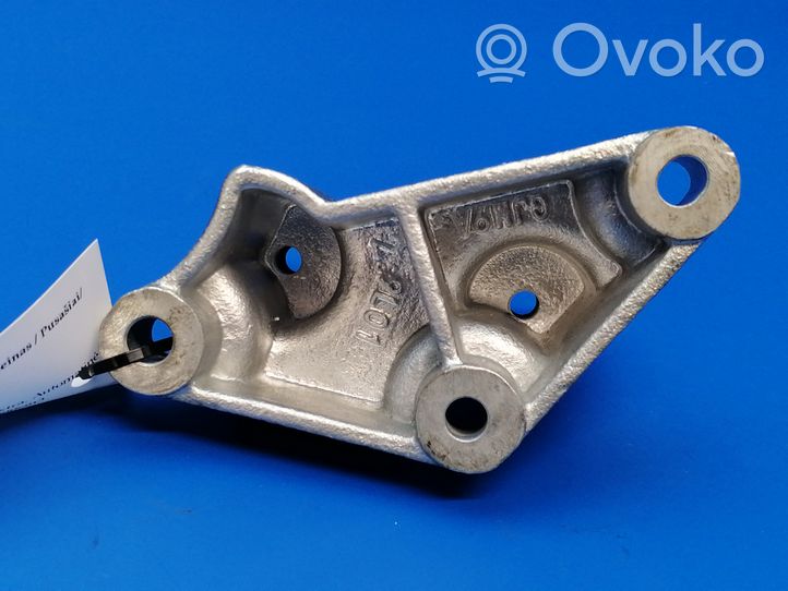 Land Rover Evoque II Staffa del cuscinetto di supporto dell’albero di trasmissione K8D25K291AB