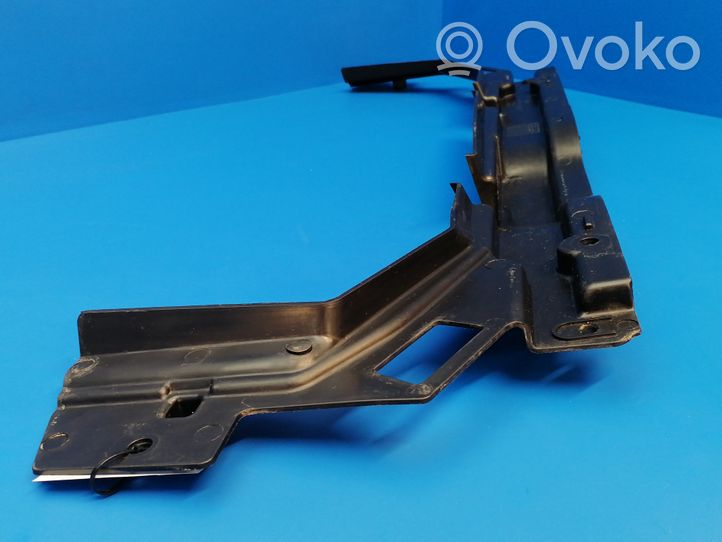 Land Rover Discovery 5 Staffa del pannello di supporto del radiatore parte superiore HY328A303A