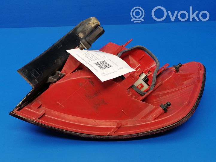 Audi A6 S6 C6 4F Lampa tylna 89033806