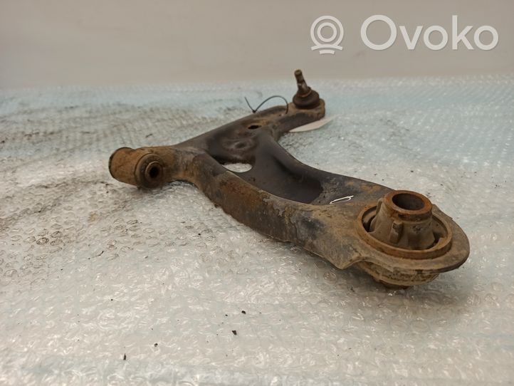 Peugeot 107 Front lower control arm/wishbone 