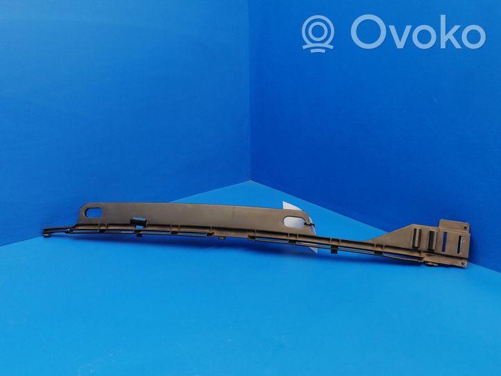 Opel Vivaro Windshield trim 8200036493