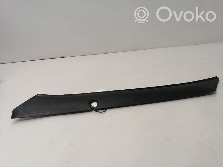 Volkswagen K70 Rivestimento montante (C) 481867520