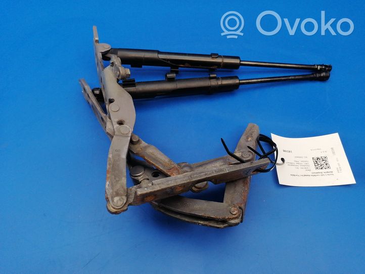 BMW 7 E38 Cerniere del vano motore/cofano 8360139