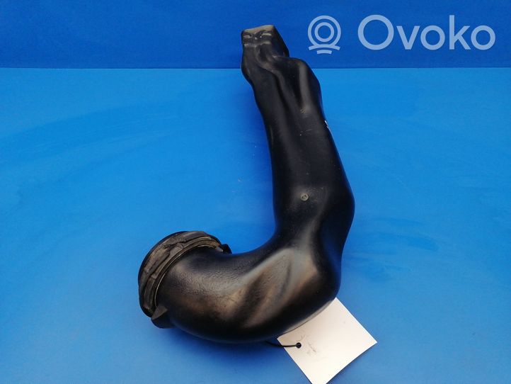 BMW 7 E38 Air intake hose/pipe 2246762