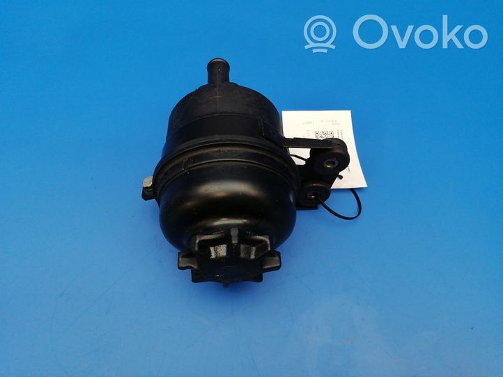 BMW 7 E38 Power steering fluid tank/reservoir 