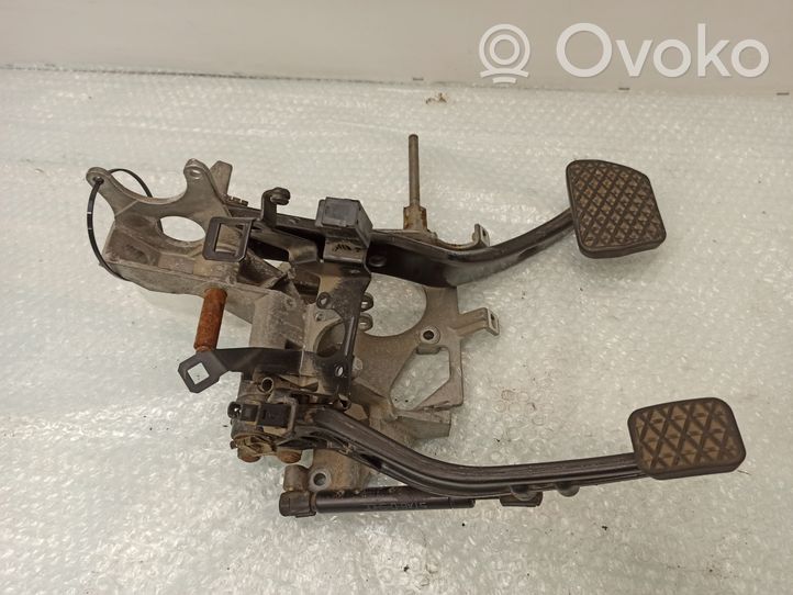 BMW 7 E38 Pedal assembly 1162311