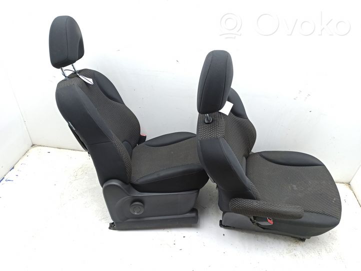 Nissan Note (E11) Kit intérieur E11