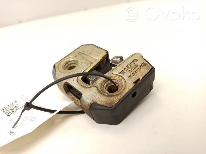 Volvo 760 Front door lock 6095