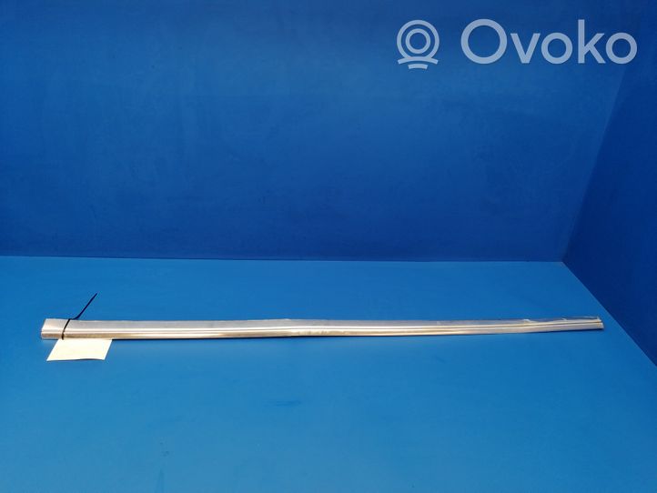 Volvo 760 Front door glass trim molding 