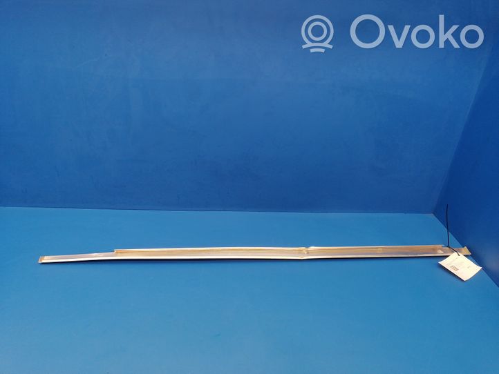 Volvo 760 Front door glass trim molding 