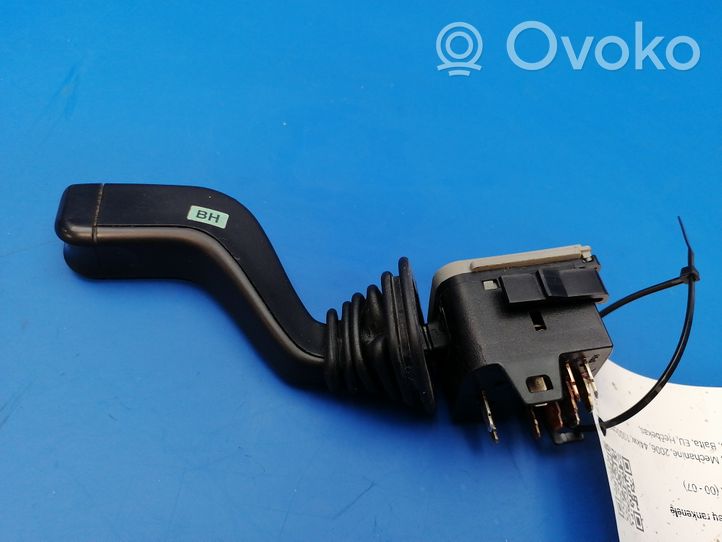 Opel Agila A Indicator stalk 09181010