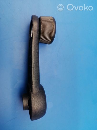 Opel Agila A Rear door window winding handle 