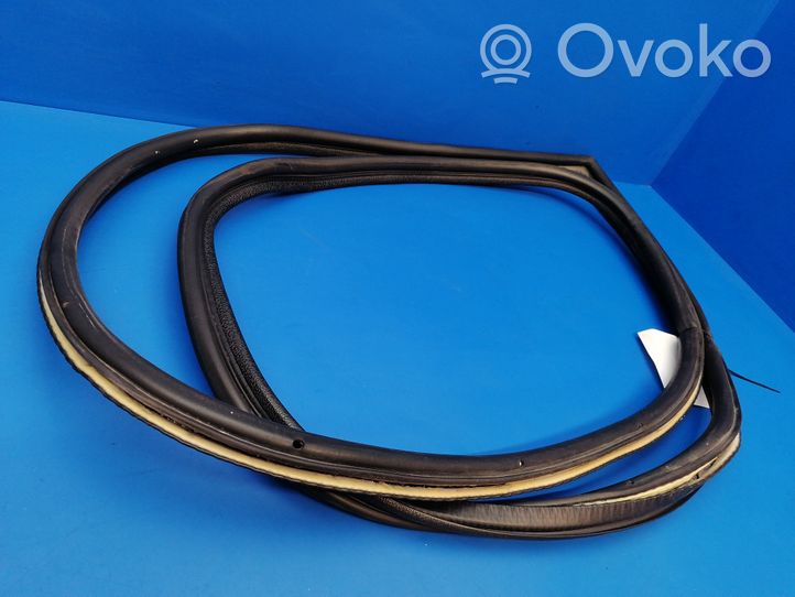 Volvo 760 Front door rubber seal 