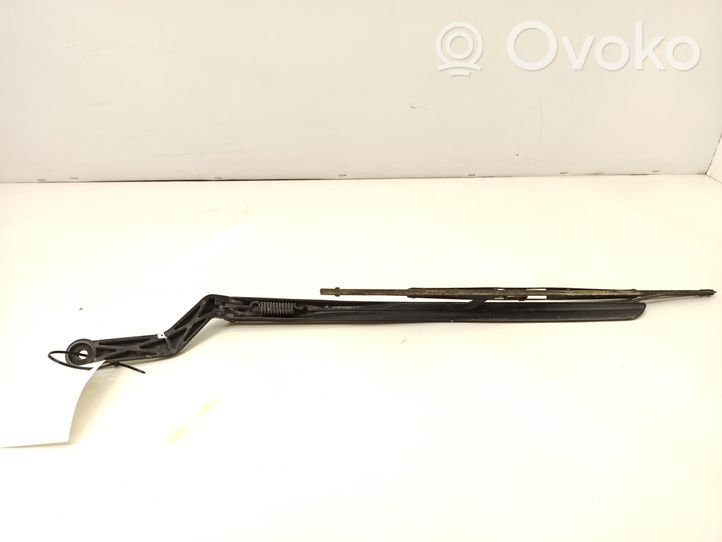 Volvo 760 Front wiper blade arm 