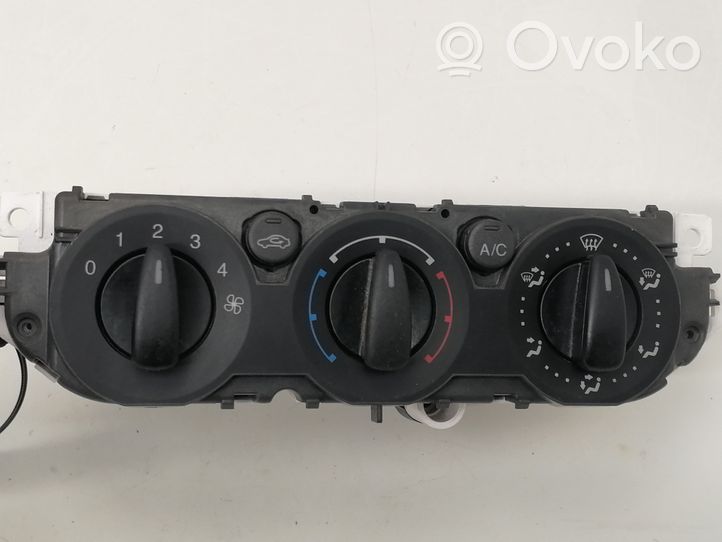 Ford Focus Panel klimatyzacji 69607003