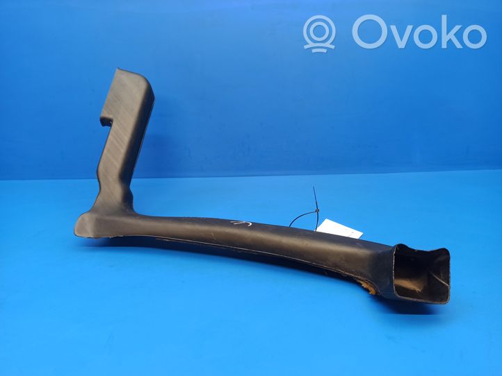 Volvo 240 Conduit d'air (cabine) 1307858