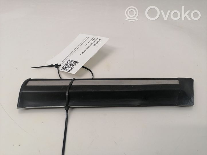 Volvo 760 Rivestimento parafango (modanatura) 