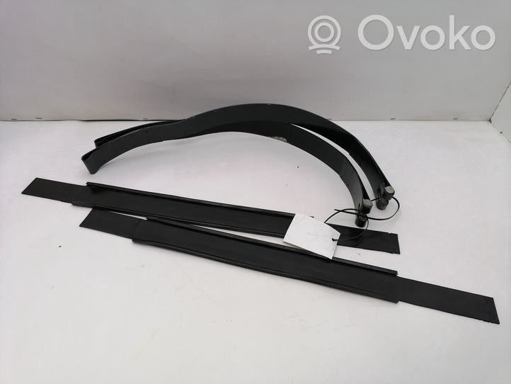 Volvo S60 Sangle de réservoir de carburant 