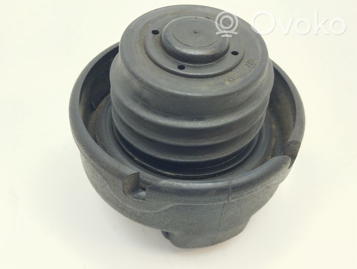 Audi A8 S8 D2 4D Tappo del serbatoio del carburante 1H0201553