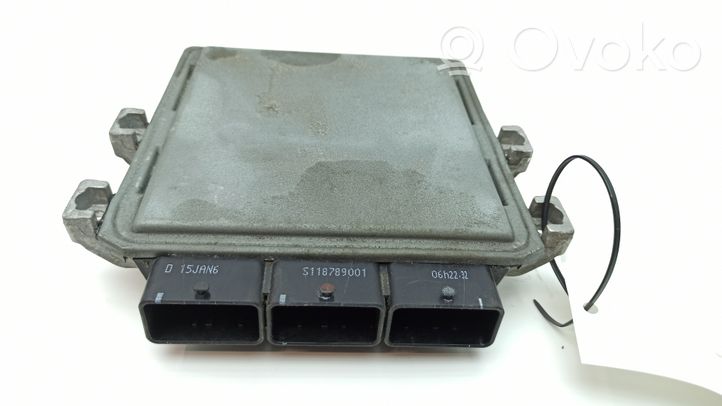 Peugeot 607 Calculateur moteur ECU 5WS40379AT