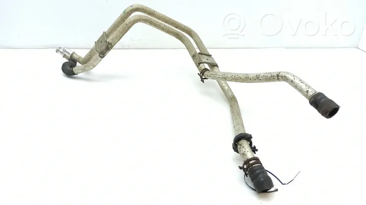 Nissan Primastar Engine coolant pipe/hose 