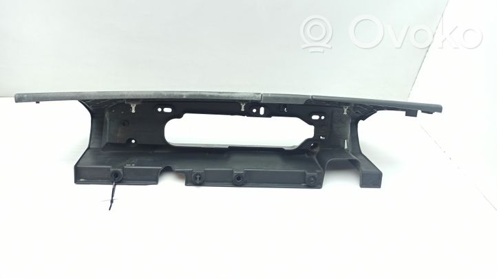 Nissan Primastar Listwa pod lampę tylną 265A60118R