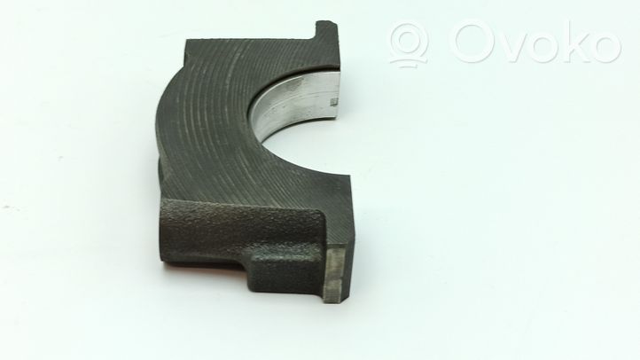 Land Rover Evoque I Crankshaft holder bracket M5