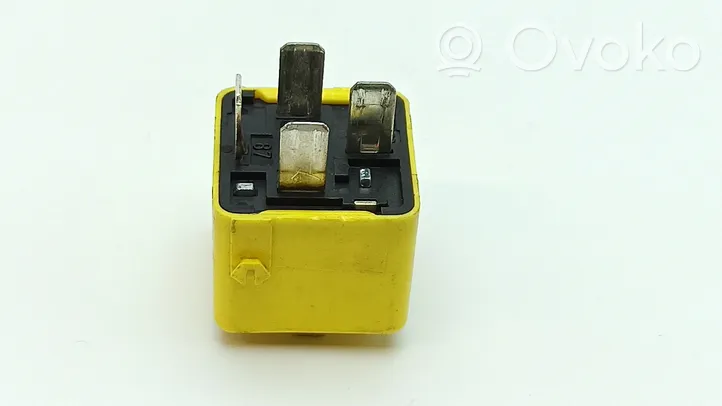 BMW 7 E23 Other relay 61311378301