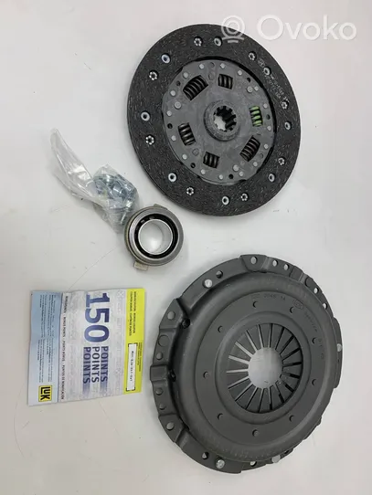 Mercedes-Benz W123 Kit d'embrayage 622015406