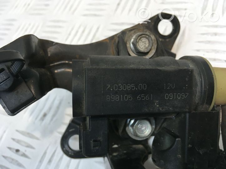 Opel Astra H Zawór podciśnienia / Elektrozawór turbiny 898105