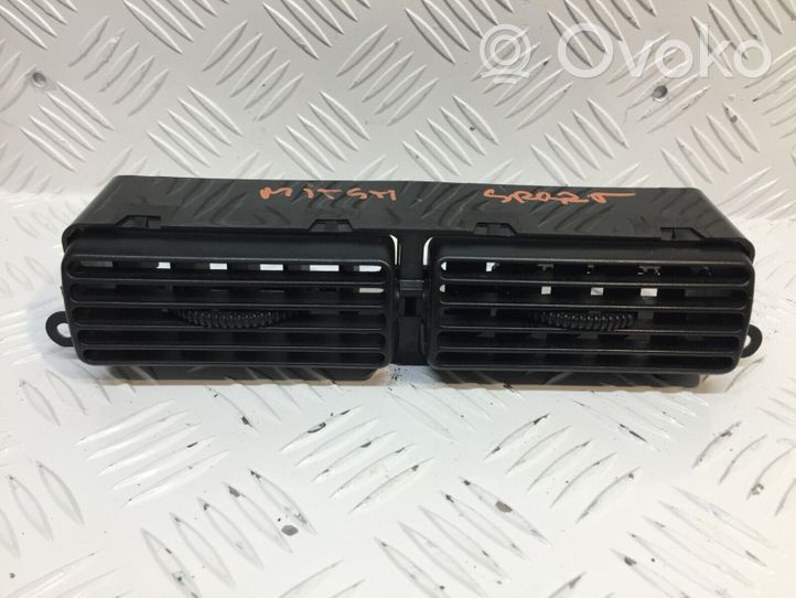 Mitsubishi Shogun Grille d'aération centrale SPC00416