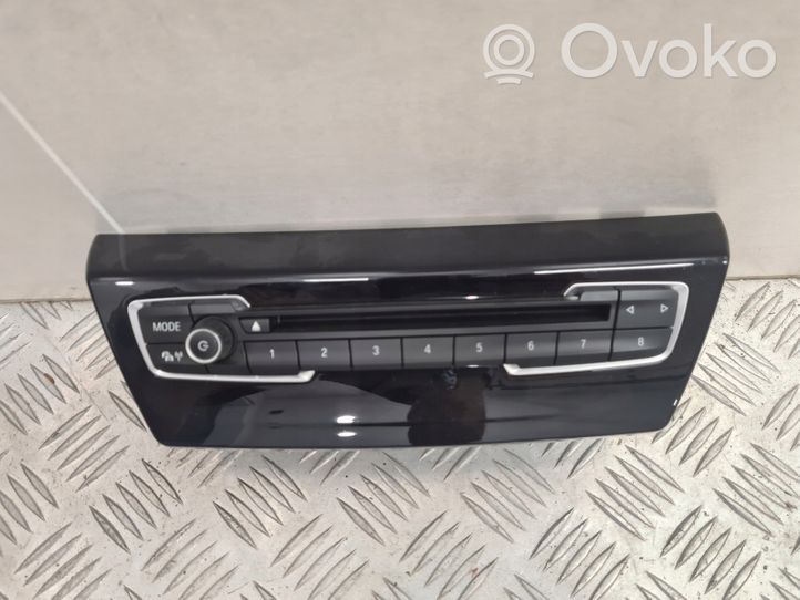 BMW 2 F46 Panel radia 9371455