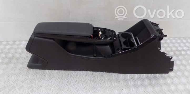 BMW 2 Active Tourer U06 Center console 