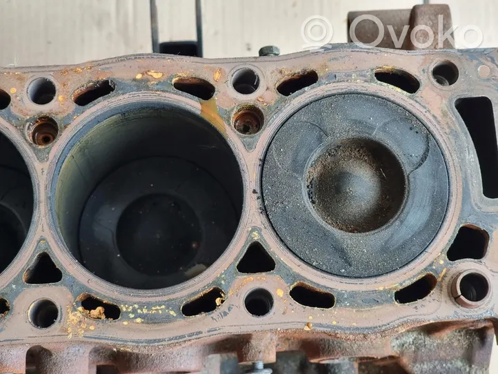 Volvo C30 Engine block 