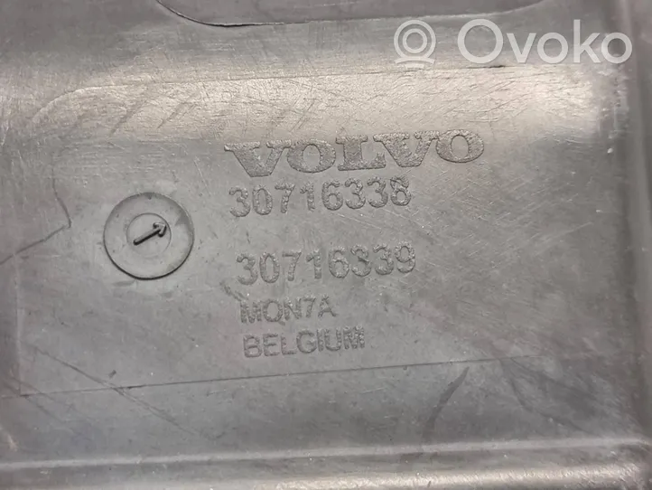 Volvo V50 Osłona chłodnicy 30716338