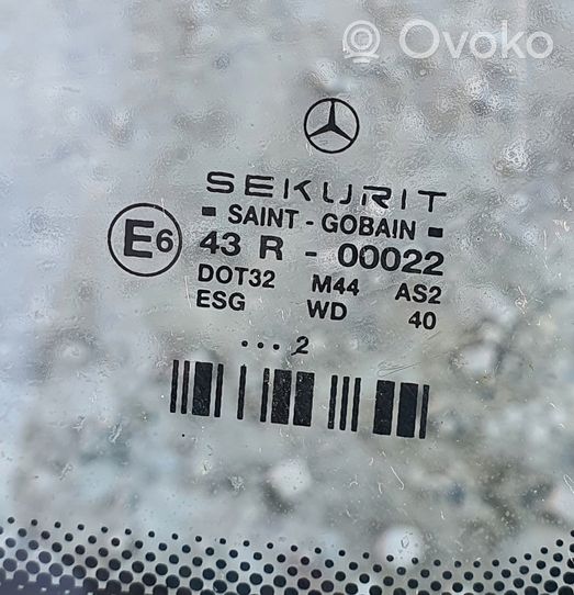 Mercedes-Benz Vaneo W414 Ćwiartka tylna 