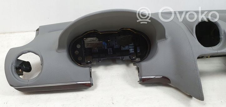 Mercedes-Benz GL X164 Panel de instrumentos A1648600805