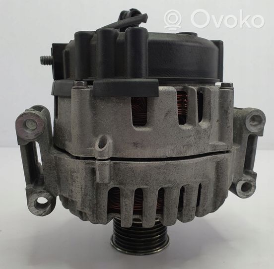 Mercedes-Benz CLS C218 X218 Alternator A0009067500