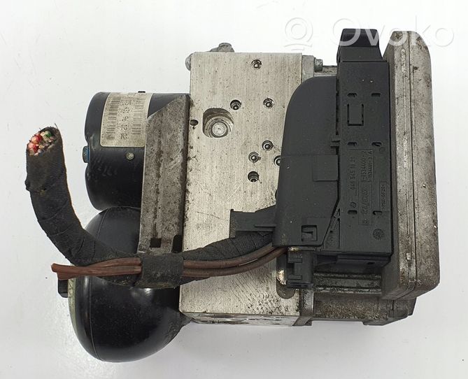 Mercedes-Benz E W211 ABS-pumppu A0054319612