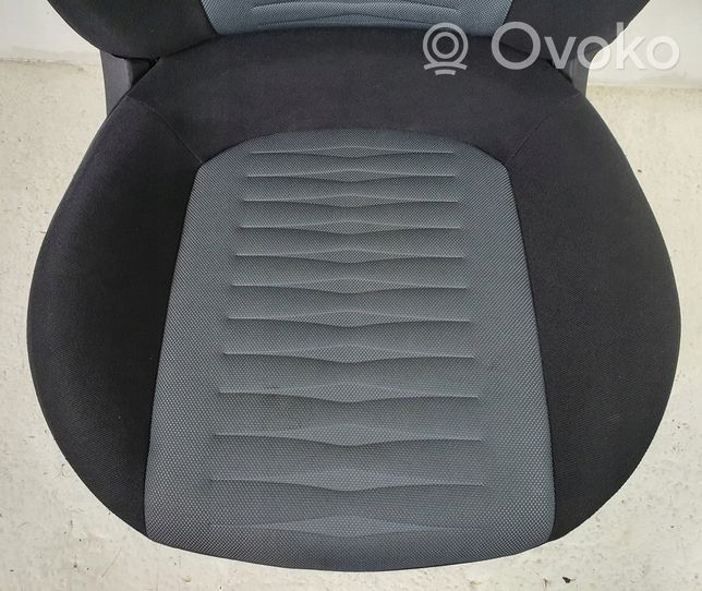 Fiat Grande Punto Fotel przedni pasażera 