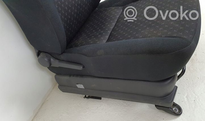 Daihatsu Cuore Front passenger seat 