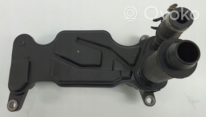 Mercedes-Benz A W176 Sfiato/tubo di sfiato/tubo flessibile A2700105401