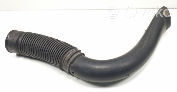 Dacia Sandero Turbo air intake inlet pipe/hose 8200238305