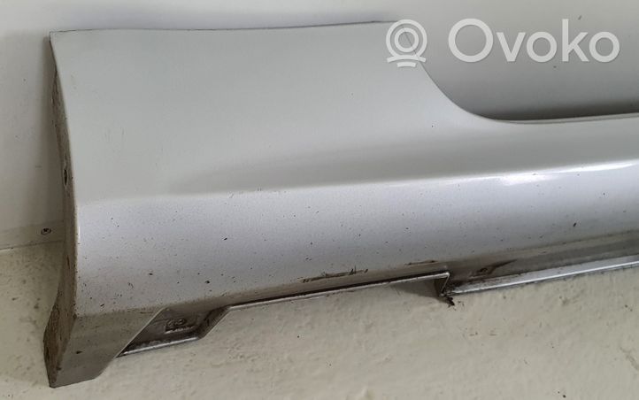 Hyundai Genesis Rear sill trim cover 87751-2M000